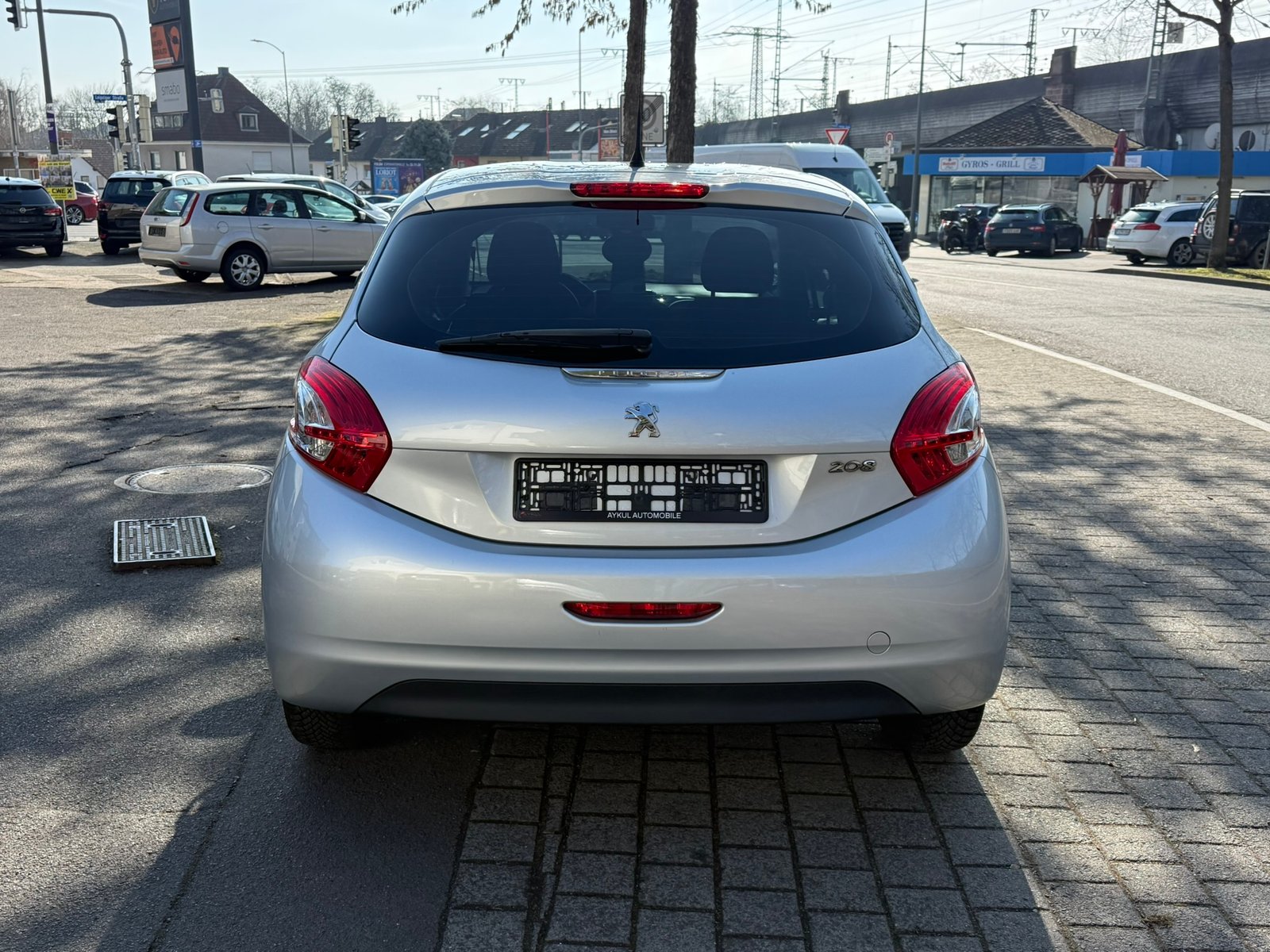 Peugeot 208 Active *KLIMA *8FACH *TÜV NEU