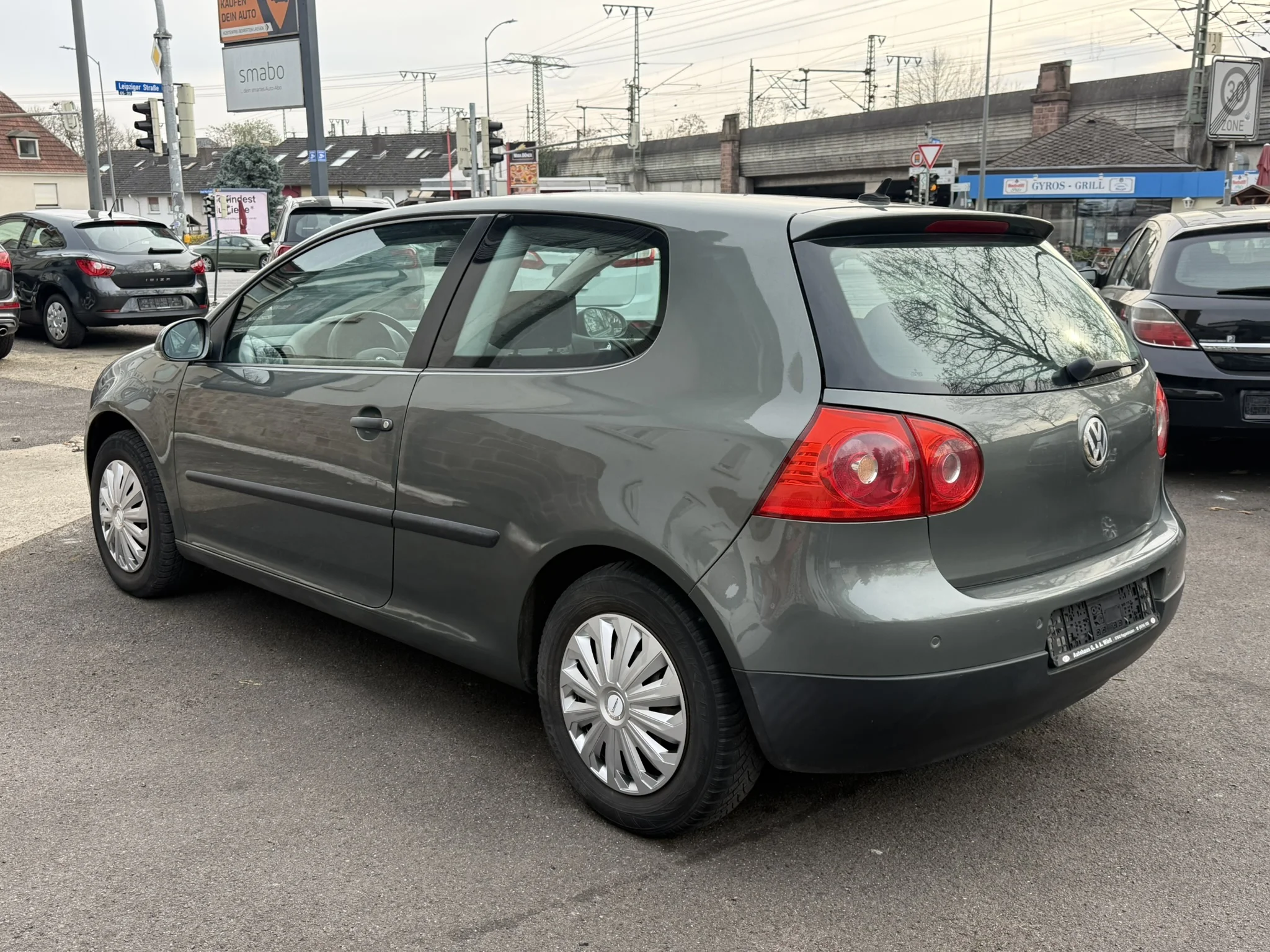 Volkswagen Golf 5 *TÜV NEU *STEUERKETTE NEU, Ansicht 6