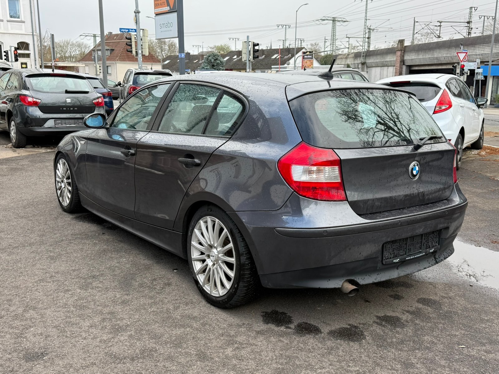 BMW 118d *SCHECKHEFT *TÜV *KLIMA