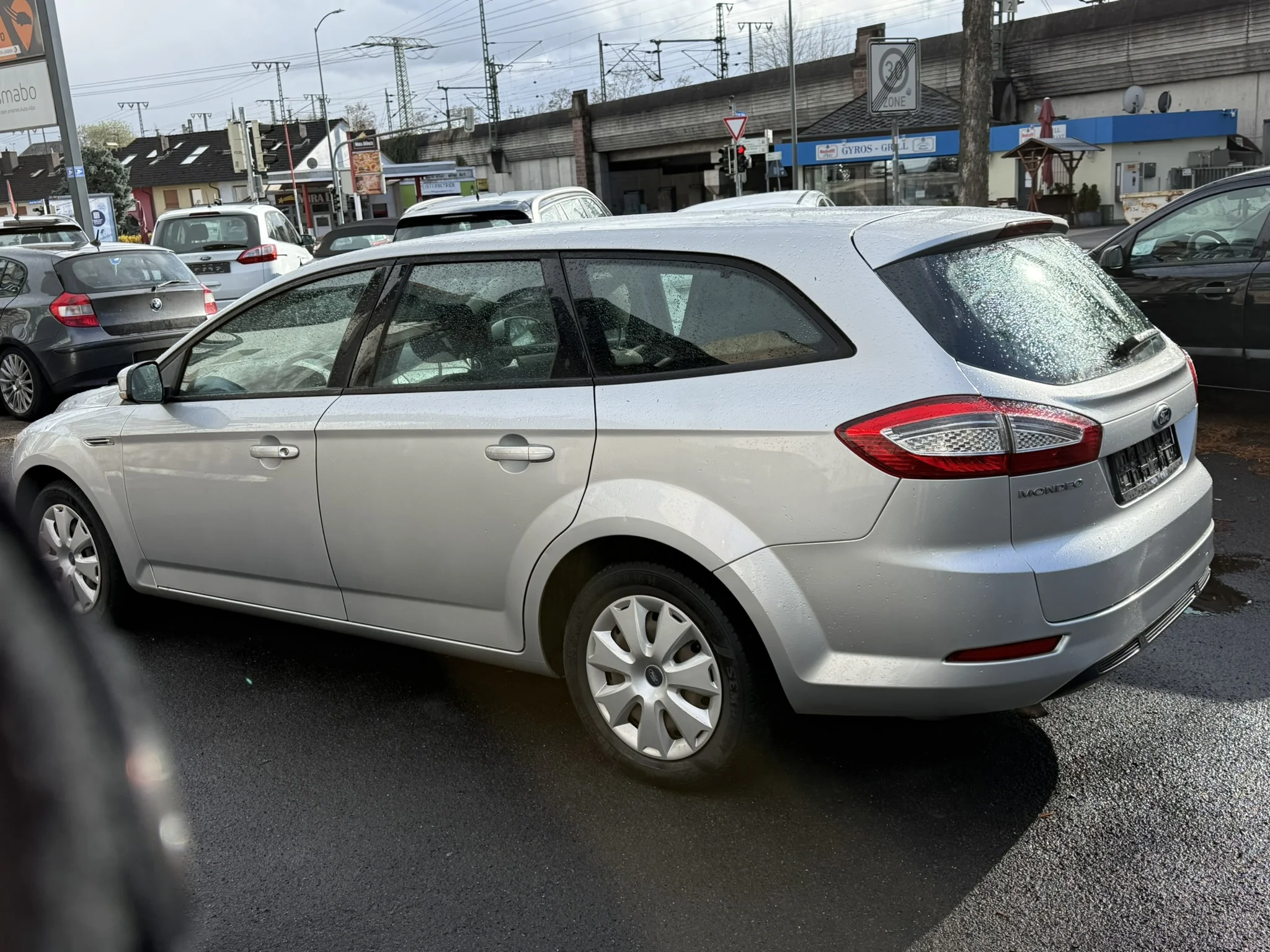 Ford Mondeo 2.0 Diesel, Ansicht 6
