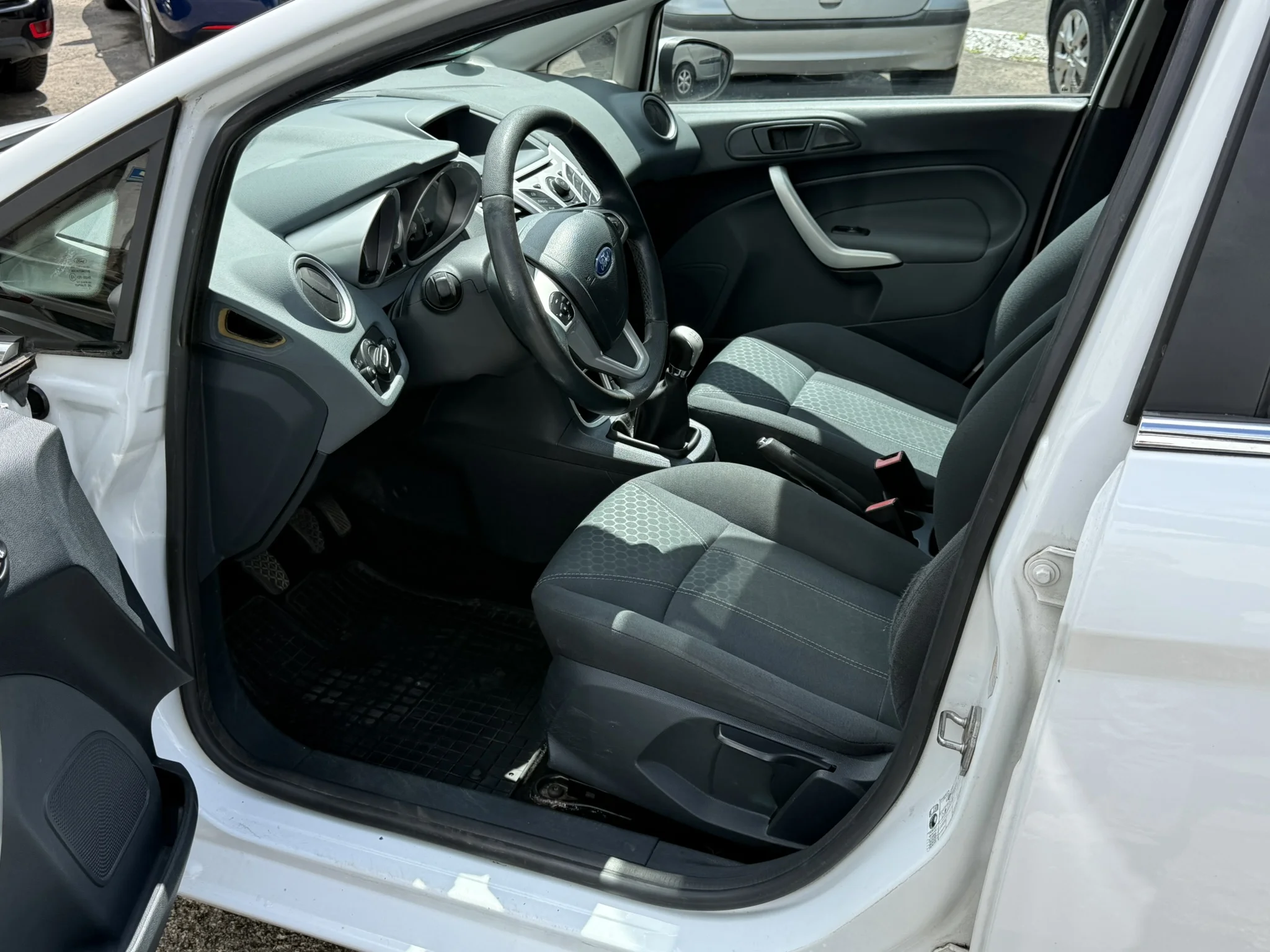Ford Fiesta 1.2 *TÜV NEU *KLIMA, Ansicht 6