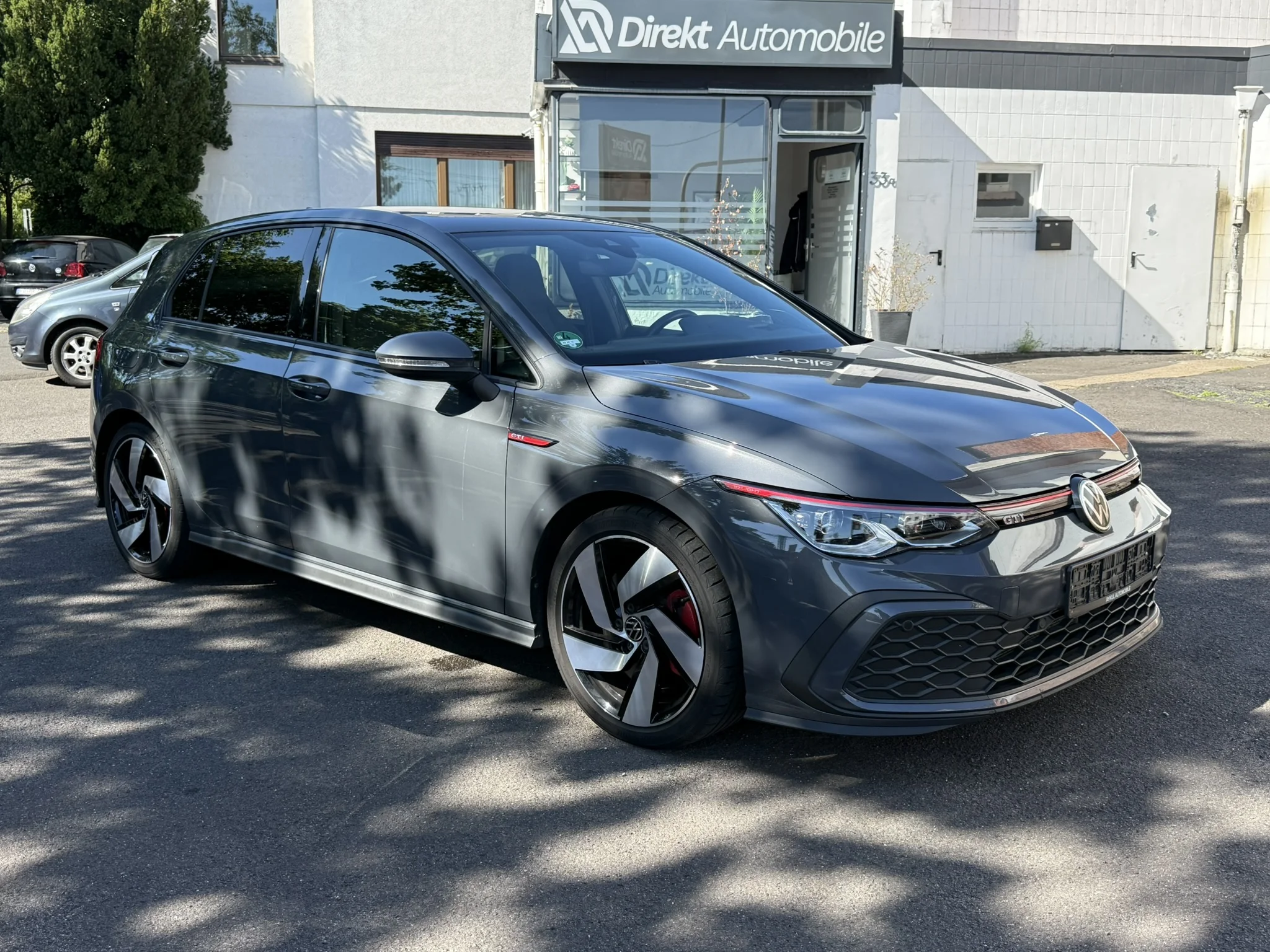 Volkswagen Golf VIII Lim. GTI *HEAD-UP *8x ALU *LENKRAD-HZG, Ansicht 3