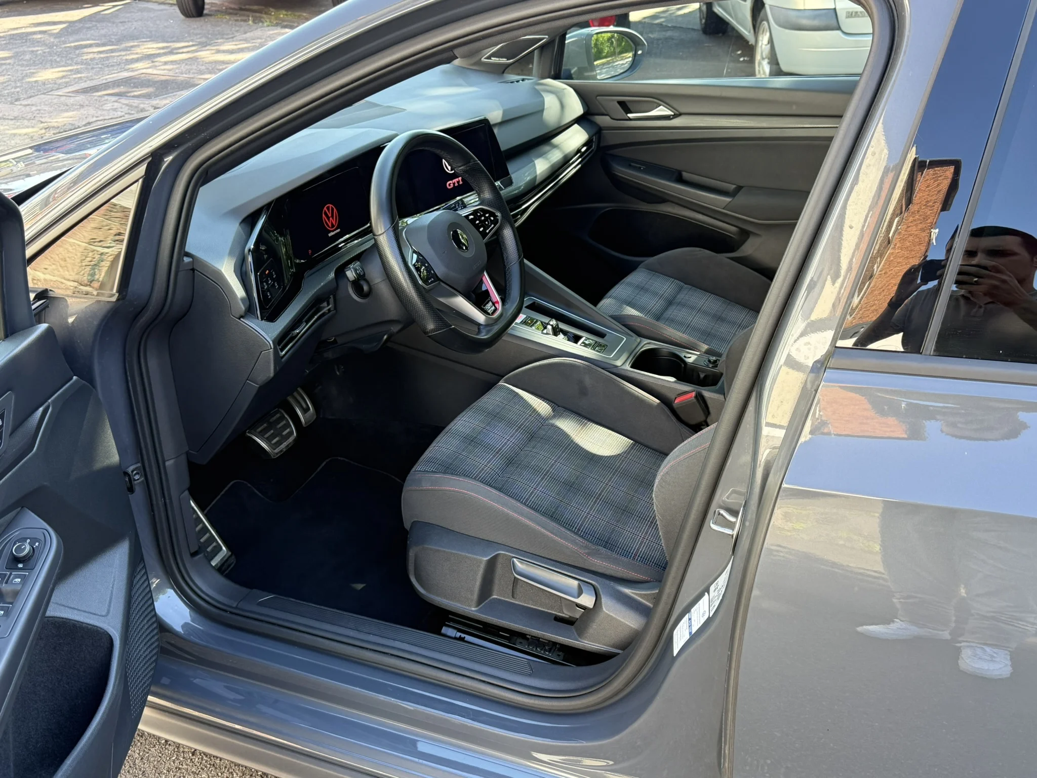 Volkswagen Golf VIII Lim. GTI *HEAD-UP *8x ALU *LENKRAD-HZG, Ansicht 7